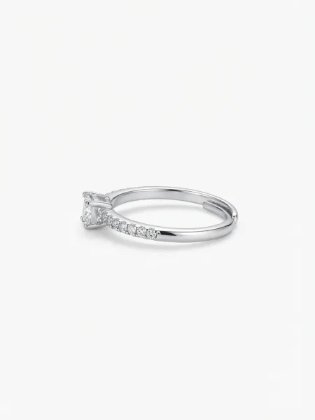 Lumière Baguette Ring