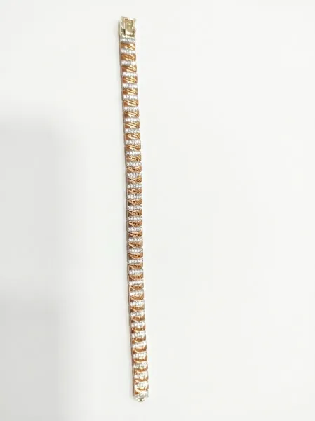 Golden Crest Pavé Bracelet