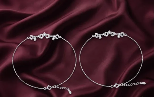 Silver Heart & Crystal Charm Anklet