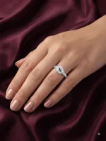 Celestia Loop Ring