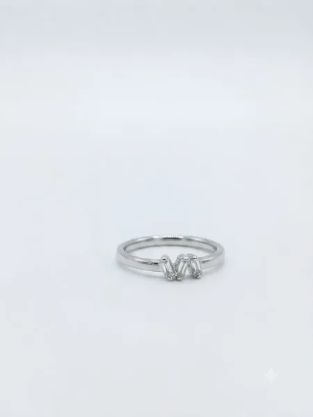 Regal Whisper Ring
