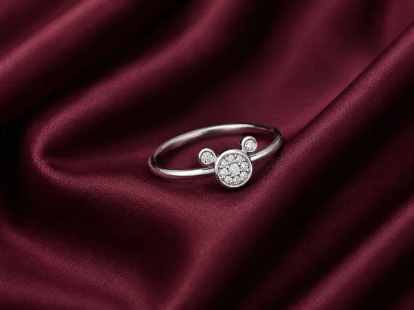 Luna Trio Solitaire Ring