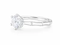 Elegant Round Stone Silver Ring