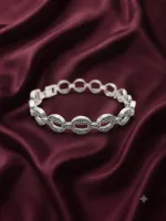 Celeste Vintage Oval Link Bracelet