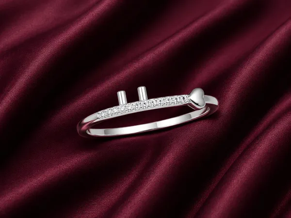 Celestia Heartline Silver Ring