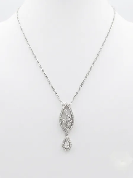 The Laurel Drop Collection with pandet and earings