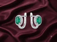 Emerald Majesty Hoops