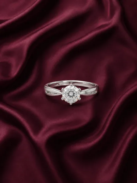 Sterling Silver Elegant Round Solitaire Ring