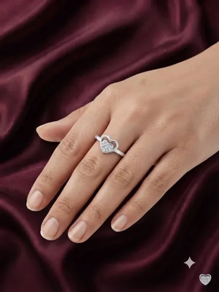 Amoura Double Heart Ring