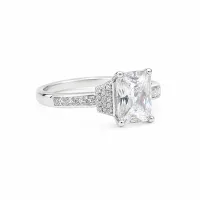 Elegant Emerald-Cut Solitaire Ring