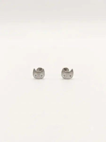 Whimsical Cat-Face Minimalist Stud Earrings