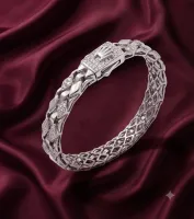 Royal Link Statement Bracelet