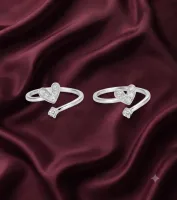 Amoura Heart Whisper Toe Ring