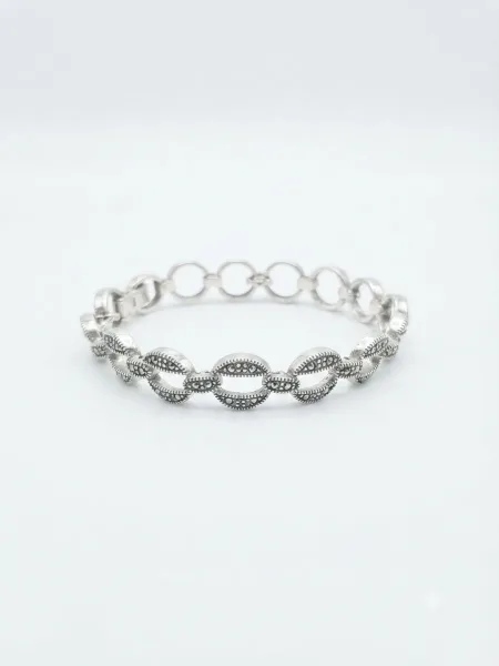 Celeste Vintage Oval Link Bracelet
