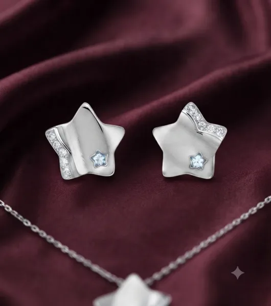 star-shaped pendant set
