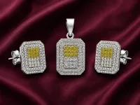Gold Accent Geometric Pendant Set