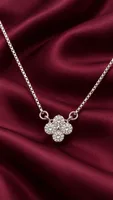 Silver Floral Radiance pandent chain