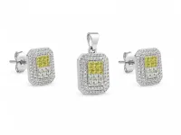 Gold Accent Geometric Pendant Set