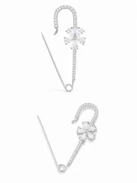 Saree pin