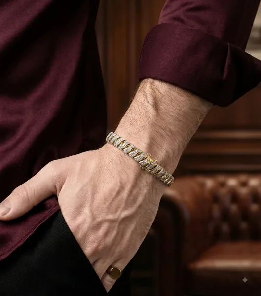 Golden Crest Pavé Bracelet