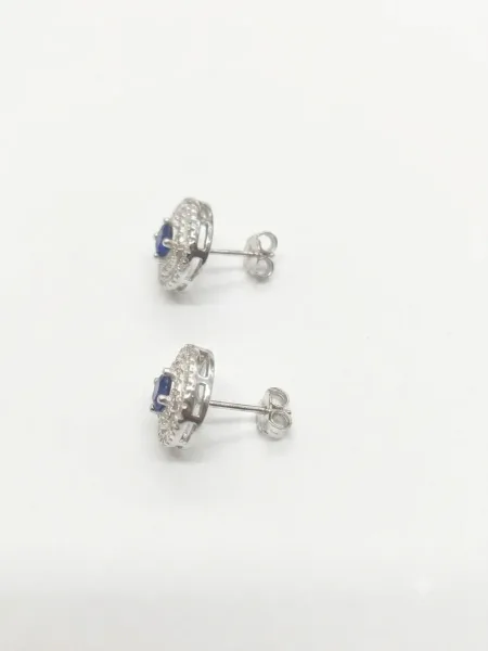 Royal Aura Stud Earrings