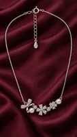 Floral Pearl Grace pandent chain