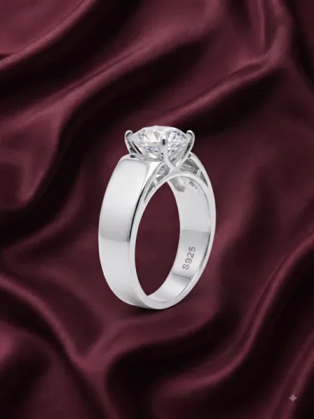 Royal Solitaire Crown Ring