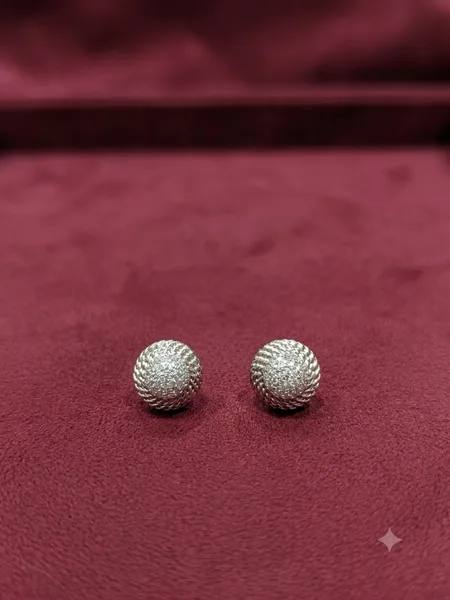 Alternative: Vintage Spiral Pavé Button Tops
