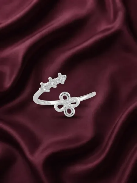 Asterelle Clover Toe Ring