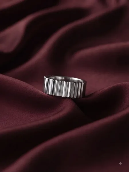 Celestial Ribbed Luxe Band ring