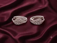 Luna Curve Hoops