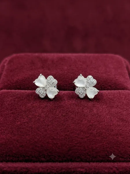 Four-Leaf Clover Mother-of-Pearl & Diamond Stud Earrings