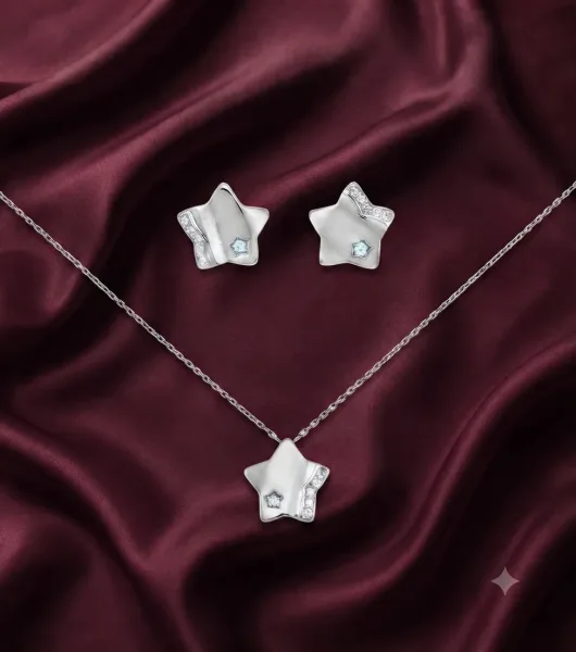 star-shaped pendant set
