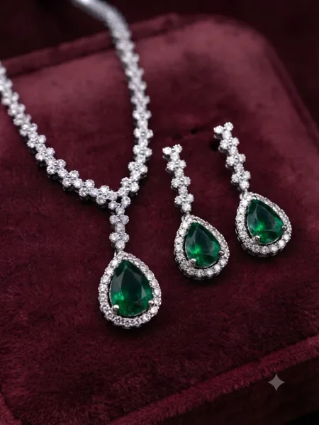 Emerald Royale Set