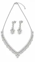 Lustrous Leaf Cascade Necklace Set