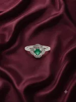 Verdant Clover Ring