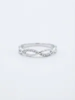 Lunessa Infinity Curve Ring
