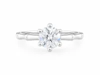 Elegant Round Stone Silver Ring